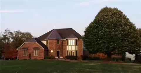 2400 Wells Dr, Sidney, OH 45365