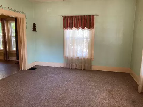 225 S Clairmont Ave, Springfield, OH 45505 photo 3