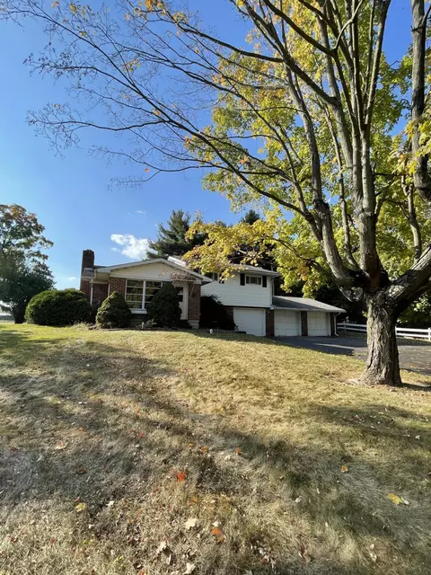 3500 E Pitchin Rd, Springfield, OH 45502 photo 4
