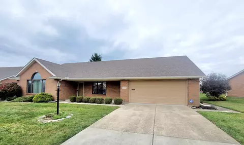 1842 Fox Ridge Dr #77, Springfield, OH 45503 photo 3