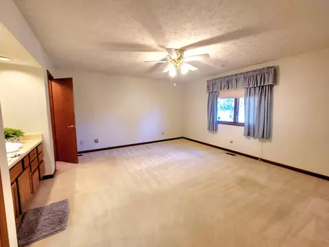 1842 Fox Ridge Dr #77, Springfield, OH 45503 photo 18