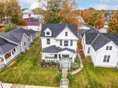 503 S Blackhoof St, Wapakoneta, OH 45895