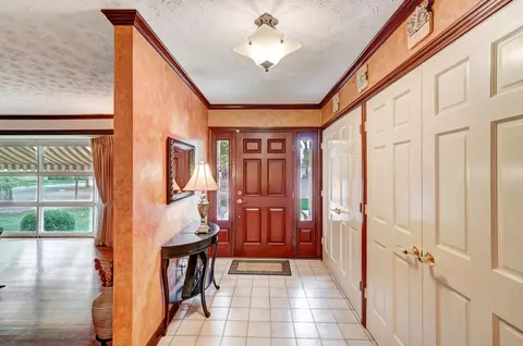 2043 Audubon Park Dr, Springfield, OH 45504 photo 9