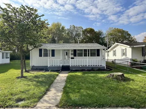 519 2nd St, Piqua, OH 45356