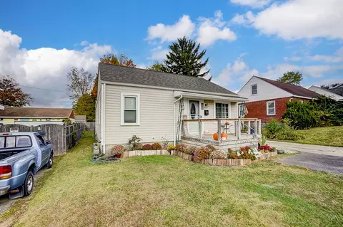 916 W 1st St, Springfield, OH 45504 photo 2