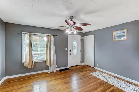 916 W 1st St, Springfield, OH 45504 photo 4