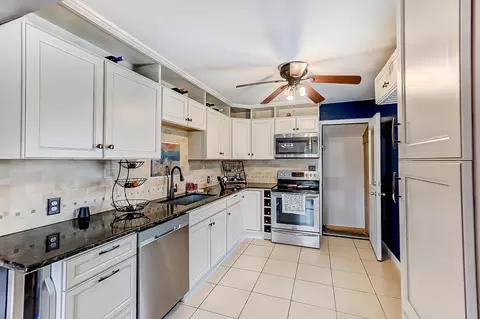 916 W 1st St, Springfield, OH 45504 photo 6