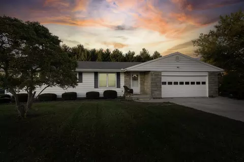 4201 Paulus Rd, Houston, OH 45333
