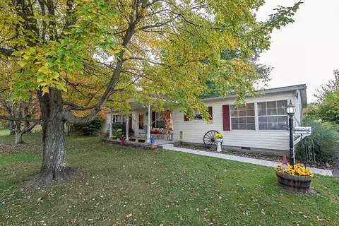 5955 Knollwood Rd, Springfield, OH 45502