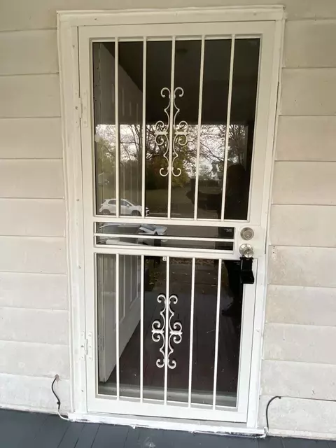1527 W Clark St, Springfield, OH 45506 photo 8