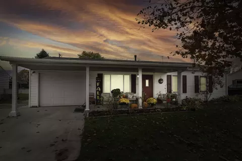 1107 Fairmont Dr, Sidney, OH 45365
