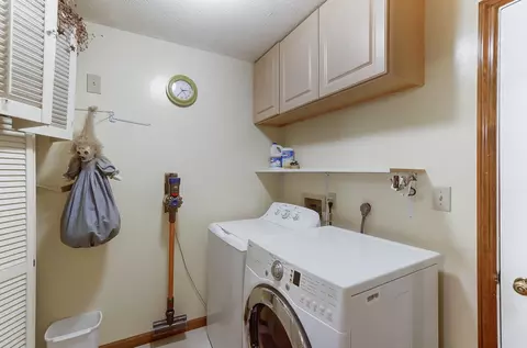 1925 Wedgewood Cir, Springfield, OH 45503 photo 28