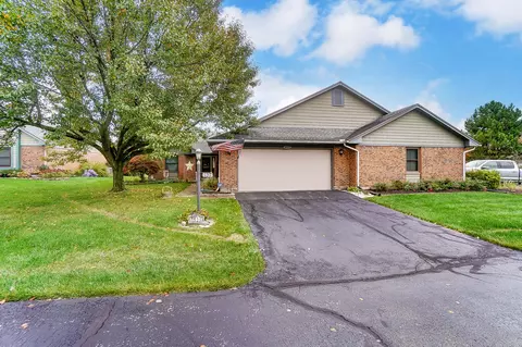 1925 Wedgewood Cir, Springfield, OH 45503 photo 2