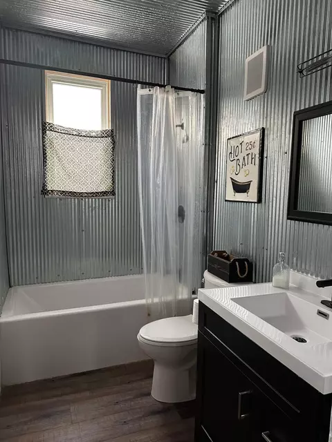 Bath - 15080 Pruden Rd, Sidney, OH 45365 photo 3 of 4