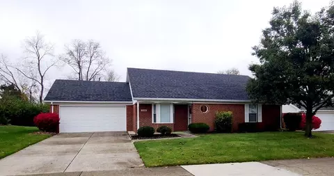 1246 Old Farm Ln, Springfield, OH 45503