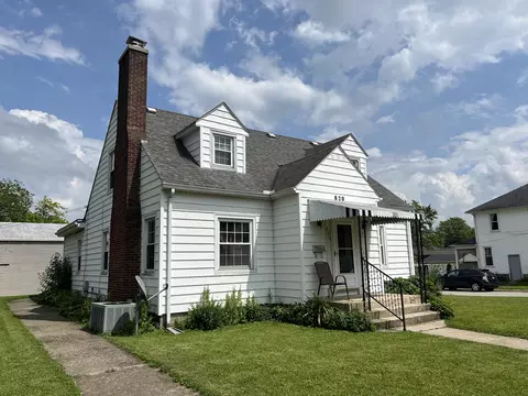 Exterior - 820 Spruce Ave, Sidney, OH 45365 photo 3 of 10