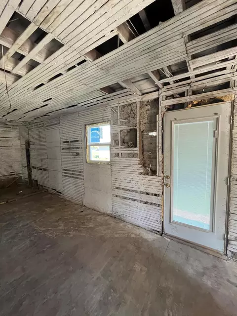 151 Third St, Cloverdale, OH 45827 photo 6