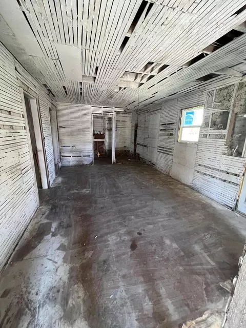 151 Third St, Cloverdale, OH 45827 photo 5