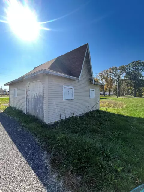 151 Third St, Cloverdale, OH 45827 photo 16
