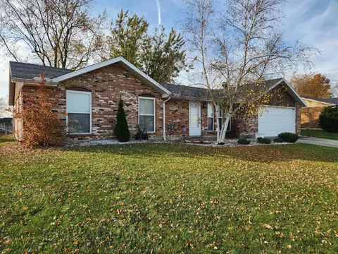 233 Gemini Dr, Sidney, OH 45365 photo 2