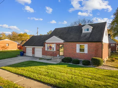100 Madrid Ave, Brookville, OH 45309