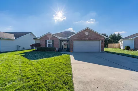 2726 Fieldbrook Ct, Troy, OH 45373