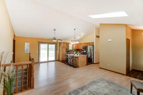 6995 Old Clifton Rd, Springfield, OH 45502 photo 11
