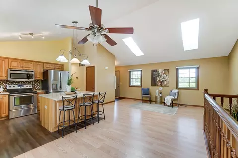 6995 Old Clifton Rd, Springfield, OH 45502 photo 12