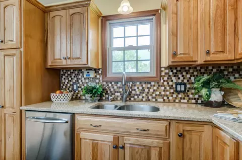 6995 Old Clifton Rd, Springfield, OH 45502 photo 16