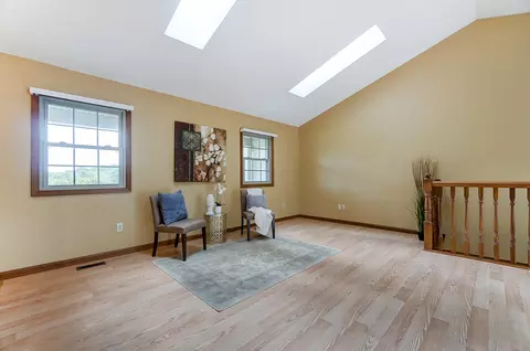 6995 Old Clifton Rd, Springfield, OH 45502 photo 7