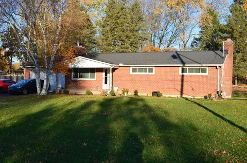 2900 Cumberland Dr, Springfield, OH 45506