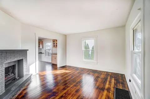 210 N Clairmont Ave, Springfield, OH 45503 photo 6
