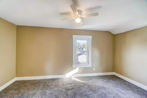 210 N Clairmont Ave, Springfield, OH 45503 photo 18