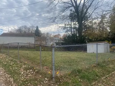 1004 Pine St, Springfield, OH 45505 photo 10