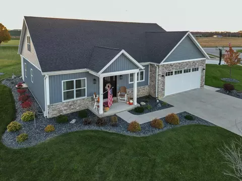 9 Kimberly Ct, New Bremen, OH 45869