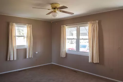 911 S Burnett Rd, Springfield, OH 45505 photo 7