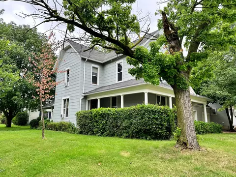 227 W Wayne St, Celina, OH 45822 photo 2