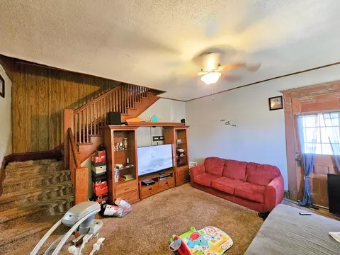 227 W Wayne St, Celina, OH 45822 photo 4