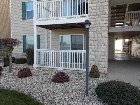 1135 W Bank #102, Celina, OH 45822