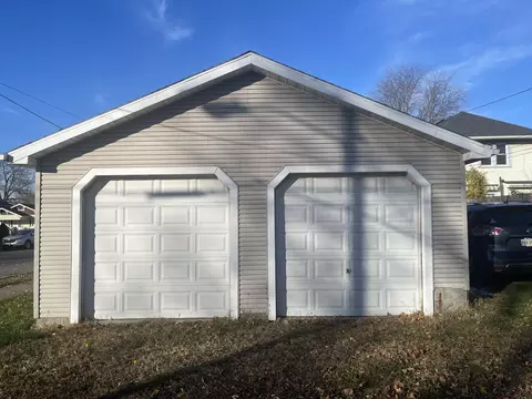 701 E Cassilly St, Springfield, OH 45503 photo 7