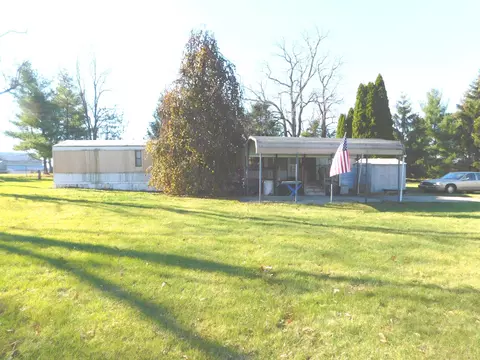 3052 St Rt 66, Houston, OH 45333