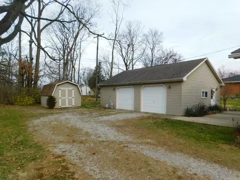 Exterior - 238 E Walnut St, Saint Paris, OH 43072 photo 9 of 11