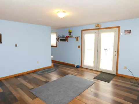 Dining - 238 E Walnut St, Saint Paris, OH 43072 photo 1 of 1