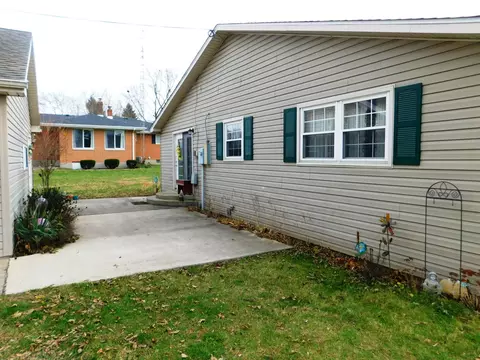 Exterior - 238 E Walnut St, Saint Paris, OH 43072 photo 7 of 11