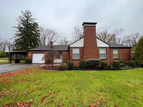 431 Meadow Ln, Springfield, OH 45505