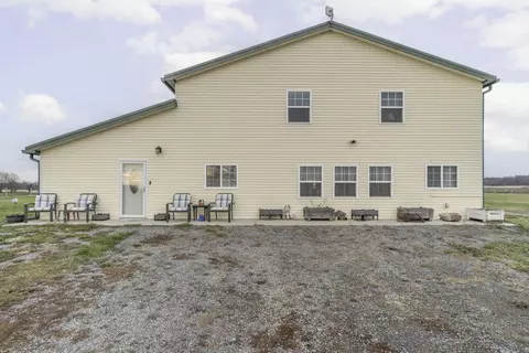 20573 State Route 33, Wapakoneta, OH 45895