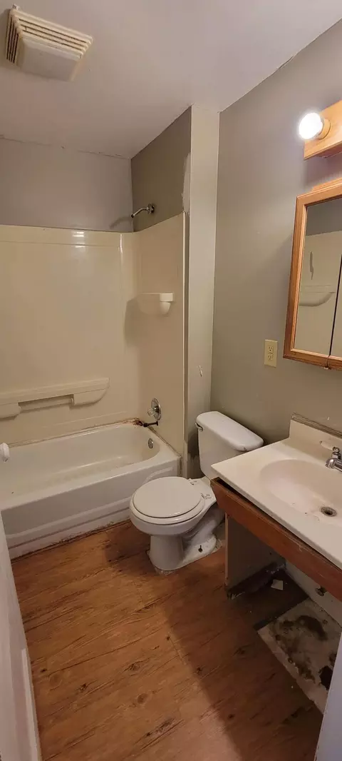 242 E Mccreight Ave, Springfield, OH 45503 photo 7