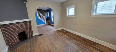 242 E Mccreight Ave, Springfield, OH 45503 photo 2