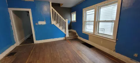 242 E Mccreight Ave, Springfield, OH 45503 photo 3