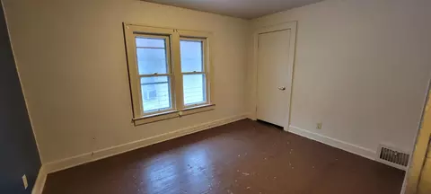 242 E Mccreight Ave, Springfield, OH 45503 photo 6
